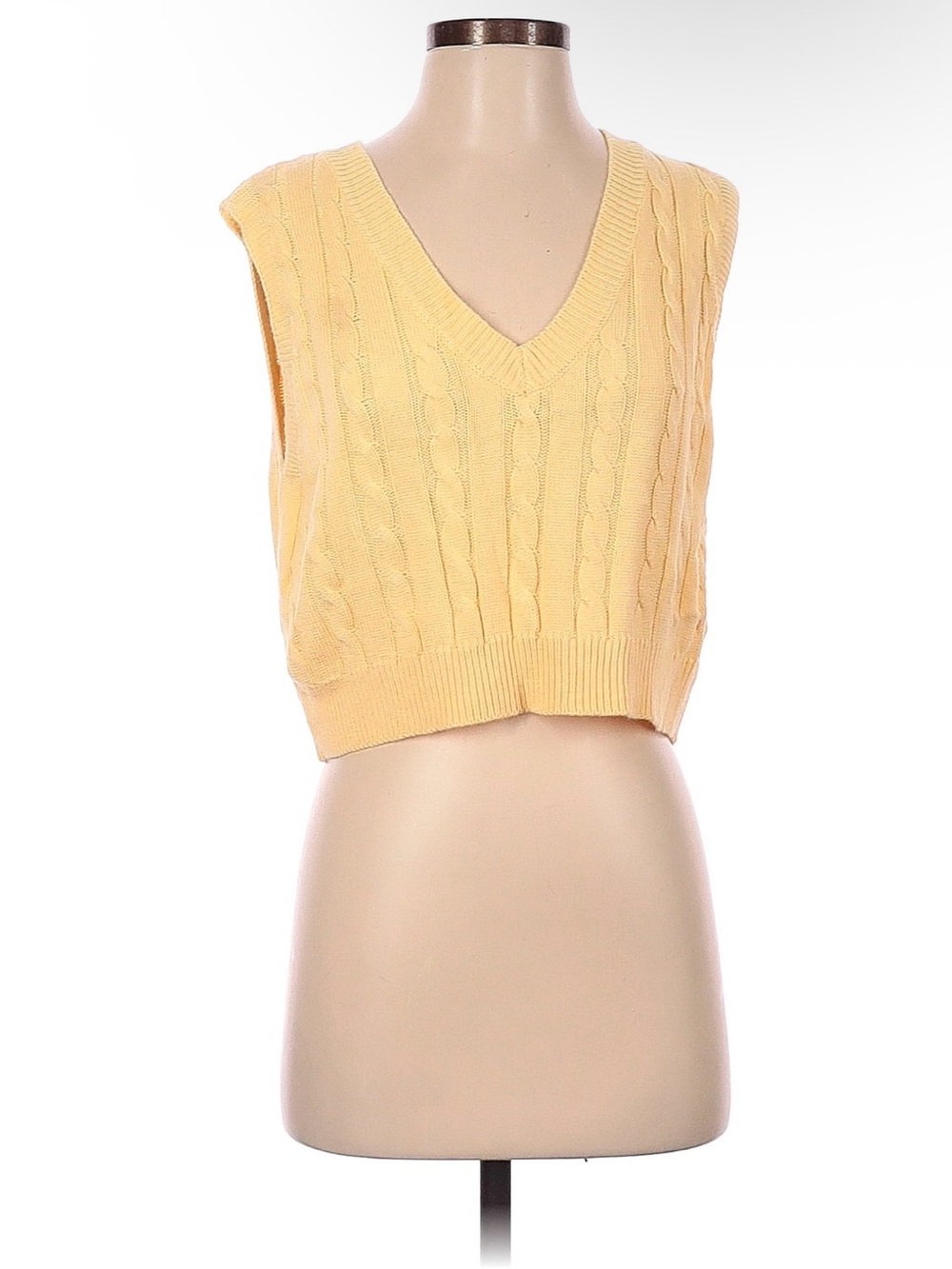 Le Lis Butter Yellow Cable Knit V-Neck Crop Tank